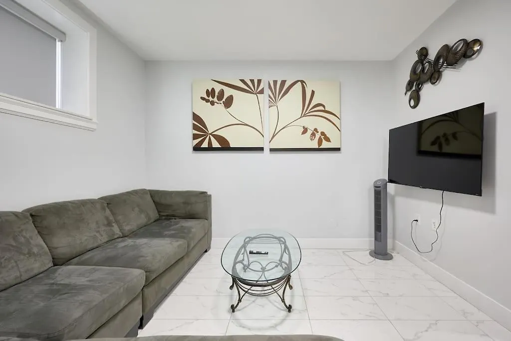 Basement Suite In Vancouver Canada