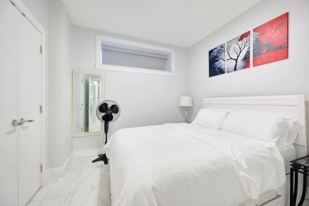 Basement Suite In 밴쿠버 아파트